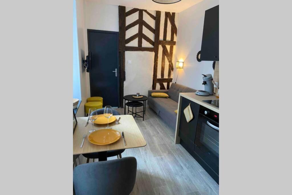 Appartement Centre De Moulins Moulins  Esterno foto